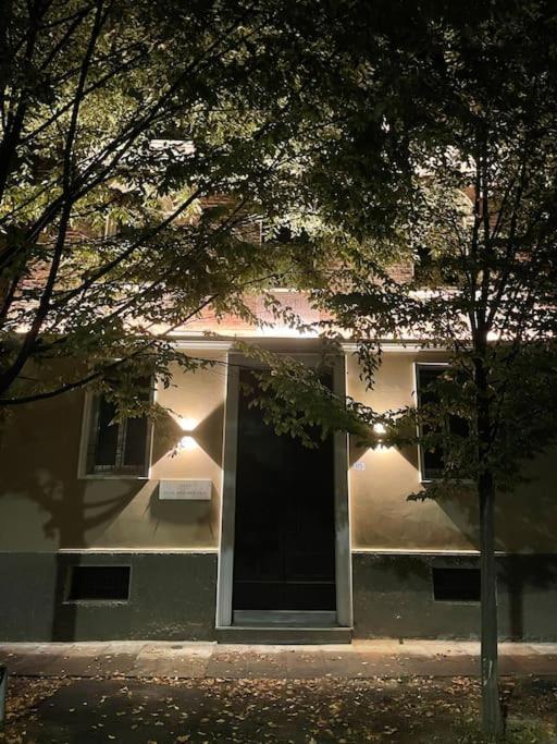 Cucchiari Suite 7B Modena Exterior foto